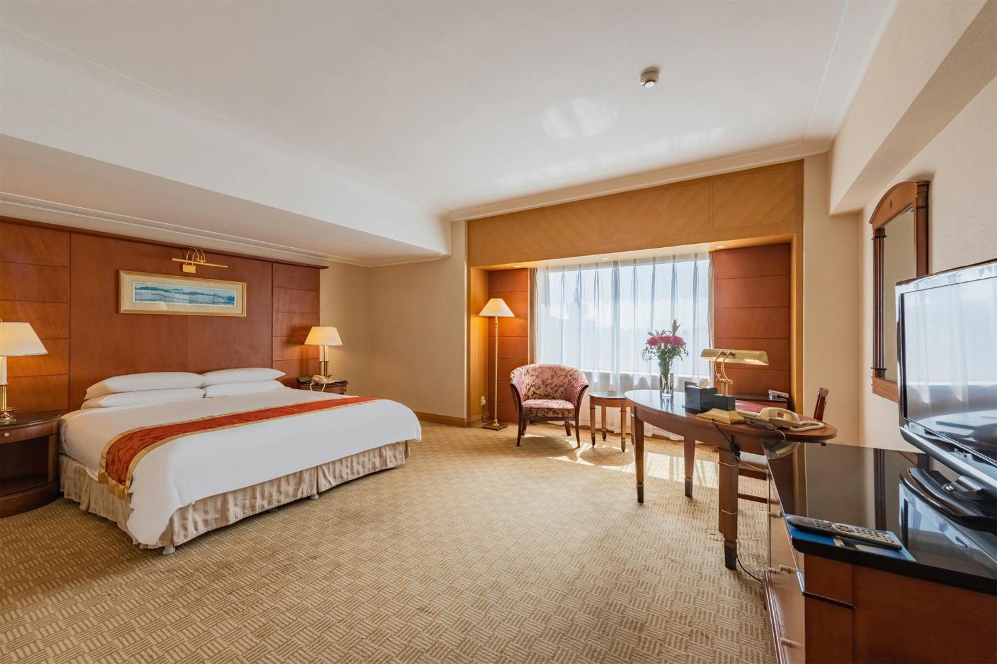 Ruishi Hotel Dalian Exterior photo